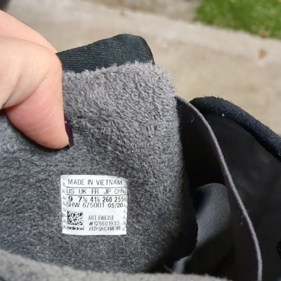 Adidas by Stella McCartney Black Winter Boots - Picture 3 of 4